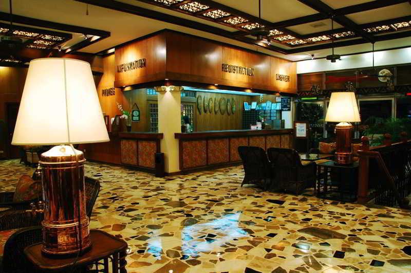 Oasis Hotel Angeles Exterior photo
